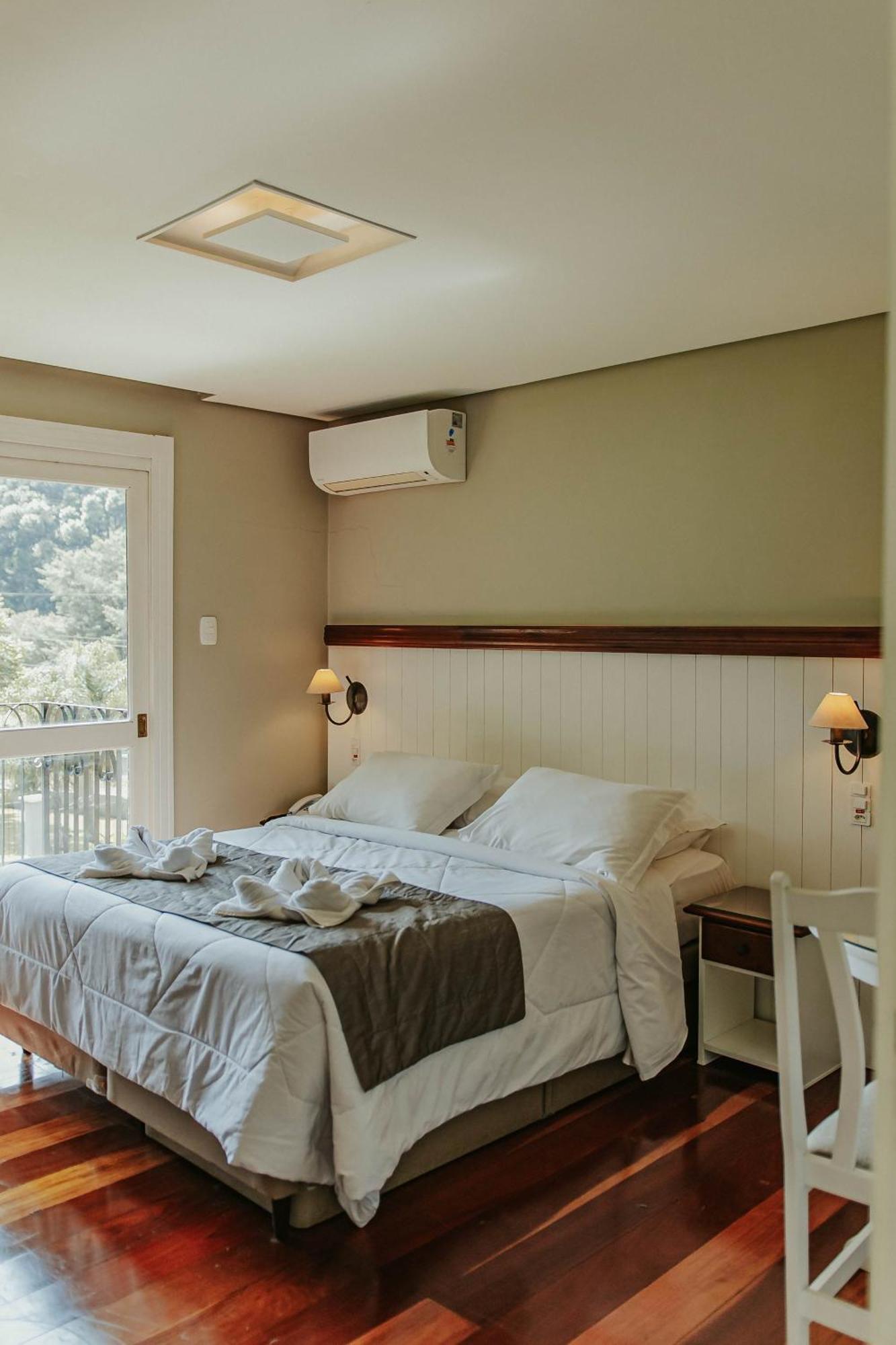 Pousada Golden Hills Canela Phòng bức ảnh