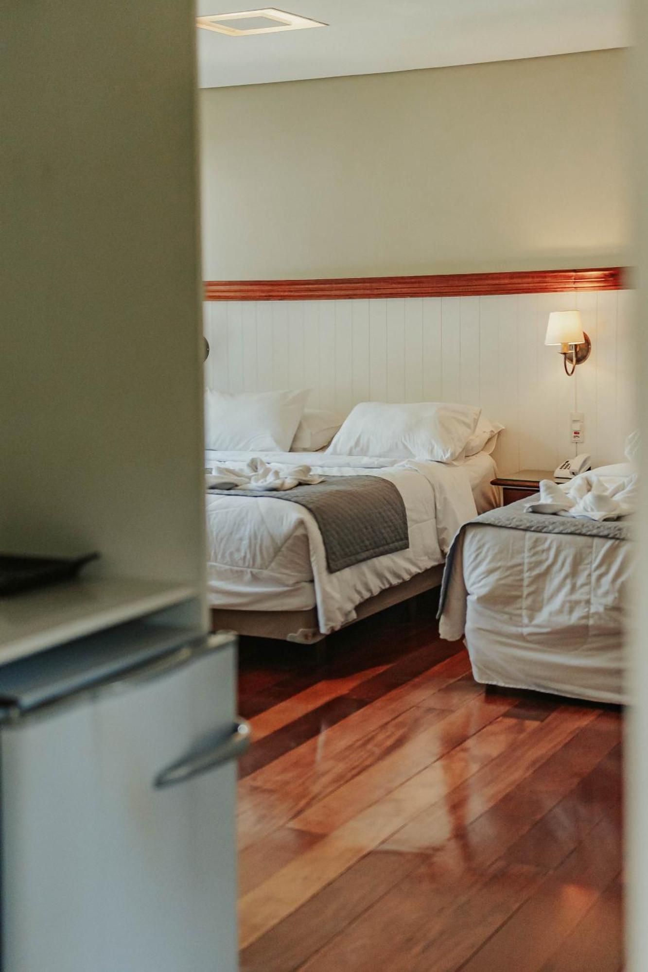 Pousada Golden Hills Canela Phòng bức ảnh